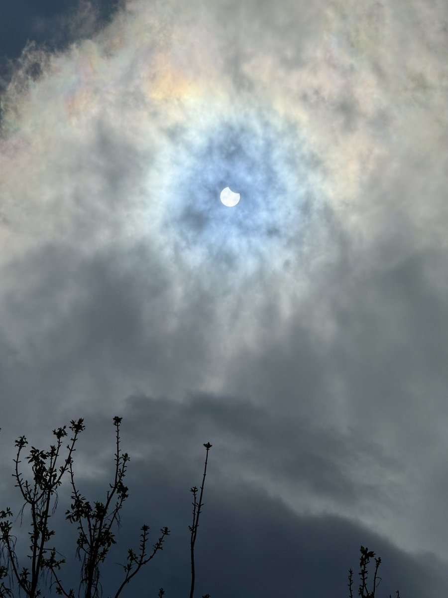 Eclipsi solar a Colera  (Alt Empordà). <a href="/eltemps/">xavi mogas</a> #eclipsi #EclipseSolar