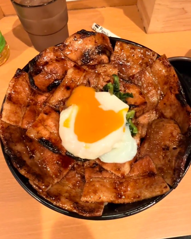 RelawanJokowi14's tweet photo. 今日の夕食です https://t.co/HaZJYaWApw