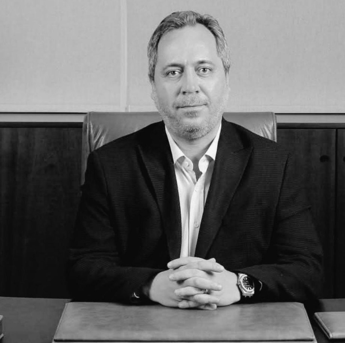 Yenimahalle Belediye Başkanımız Sayın Fethi Yaşar’ın kıymetli oğlu Bülent Yaşar’ın vefatının haberini derin bir üzüntüyle öğrendik. 

Kendisine allahtan amelince rahmet, kıymetli başkanımıza, ailesine, tüm sevenlerine  başsağlığı ve sabırlar diliyorum. 
<a href="/fethiyasar/">Fethi Yaşar</a>