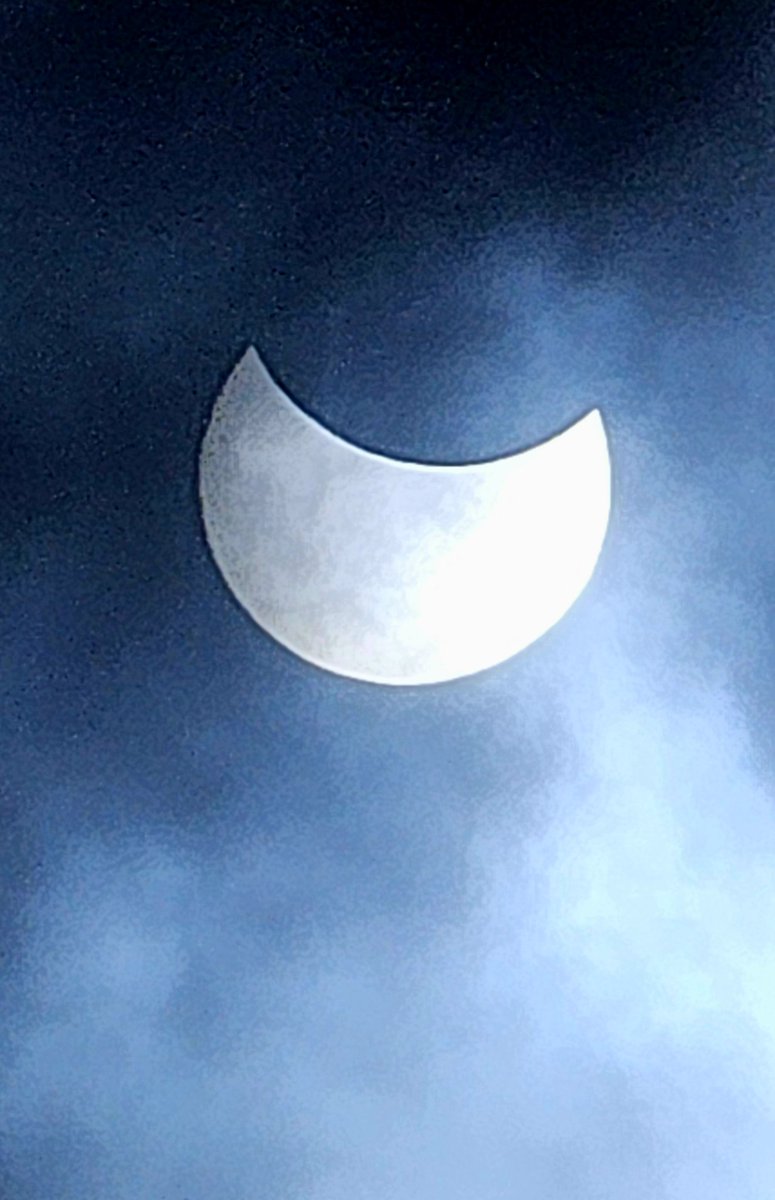 pickerin1876's tweet photo. #Eclipse https://t.co/Ypta7vsZKB