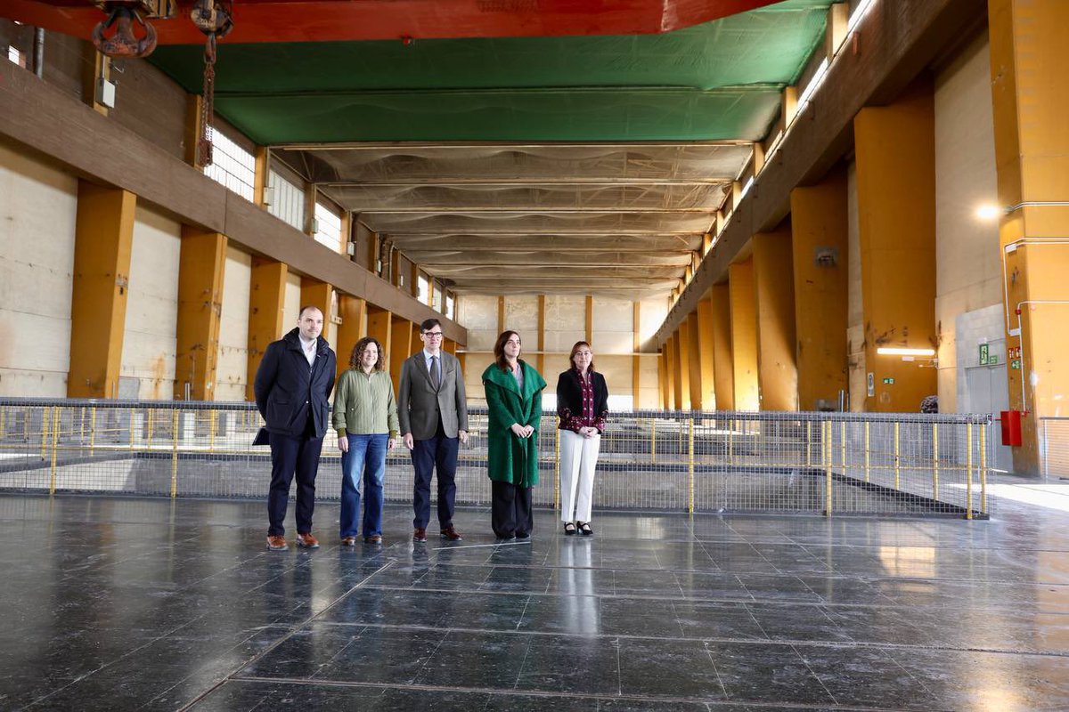 salvadorilla's tweet photo. Les Tres Xemeneies de Sant Adrià de Besòs acolliran el Catalunya Media City: un Hub Audiovisual, Digital i del Videojoc. Un gran projecte de país, que convertirà Catalunya en referent a escala mundial en aquestes indústries.

#ElGovernDeTothom https://t.co/ie2MZqtI1R