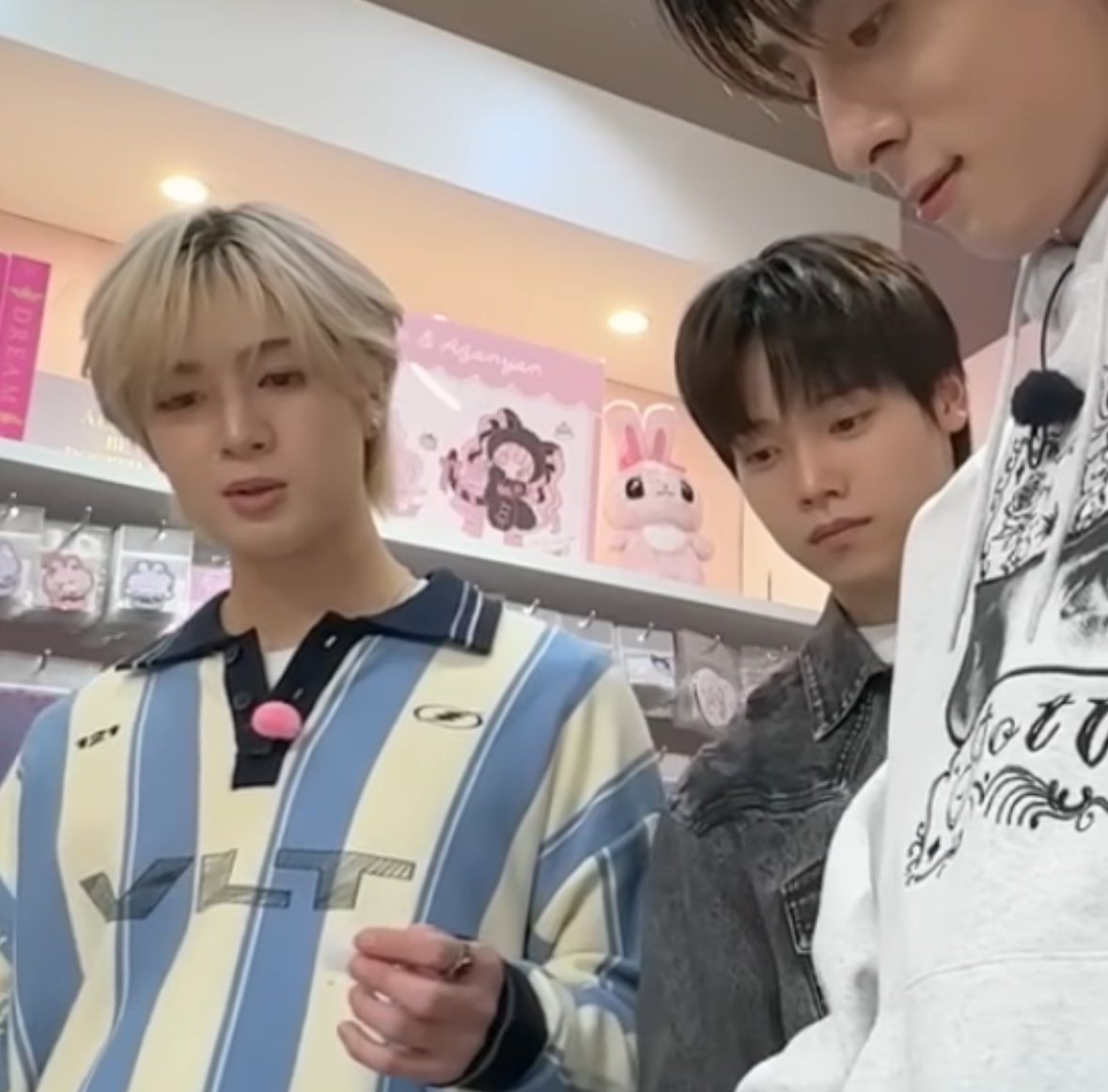 あ◝✩ tweet media