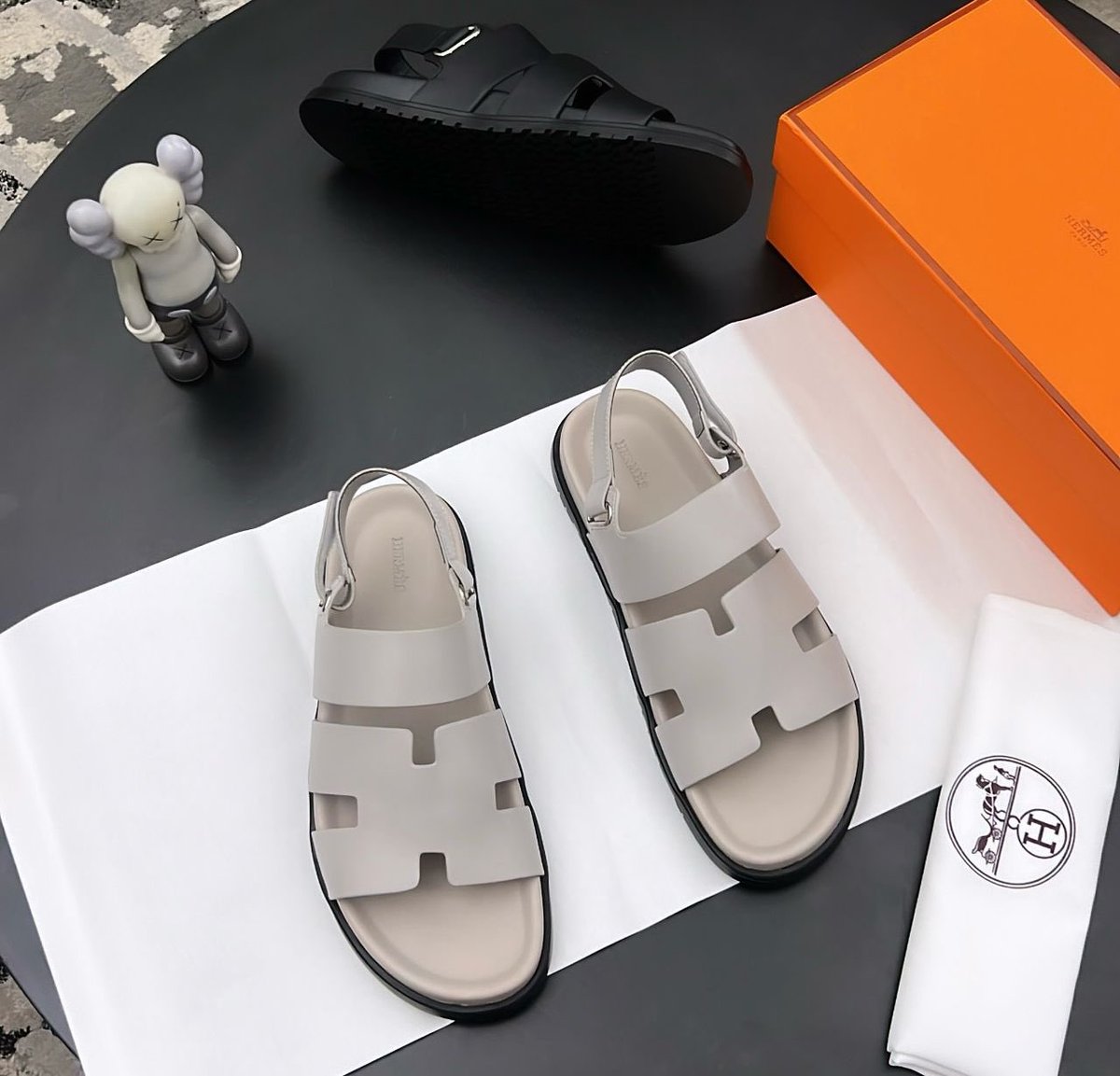 ChiwearsStore's tweet image. *

*#NotTheRegular* 

HERMES - PAM

*SIZE: 40-46*

(Comes with complete packaging)

(_N:B Price is subject to change depending on the current exchange rate)
