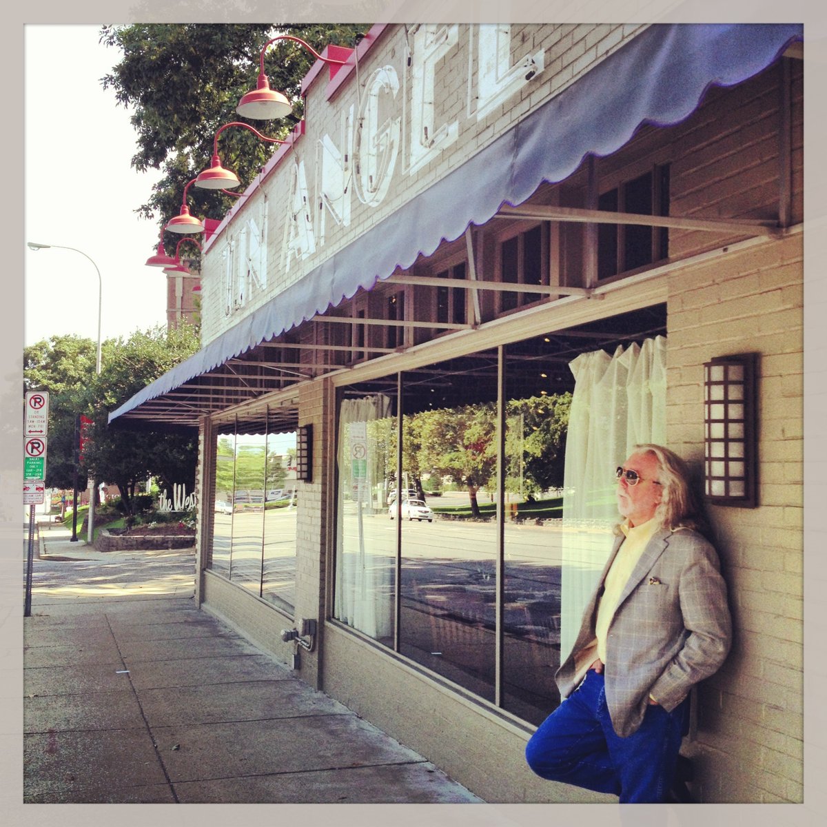 Throwback to Nashville...

#baronbirtcher #authorlife #nashville #throwback