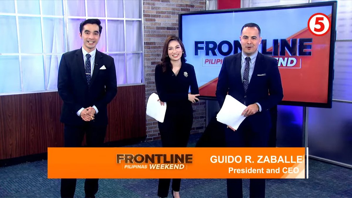ralphierce's tweet image. #FrontlineWeekend occupied the newsroom studio two weeks ago, but moved to the balcony studio last week as Studio 5 is undergoing makeovers for MQuest&apos;s #BilangPilipino2025 coverage.

Left screenshot was two weeks ago. Right screenshot was from tonight&apos;s newscast.