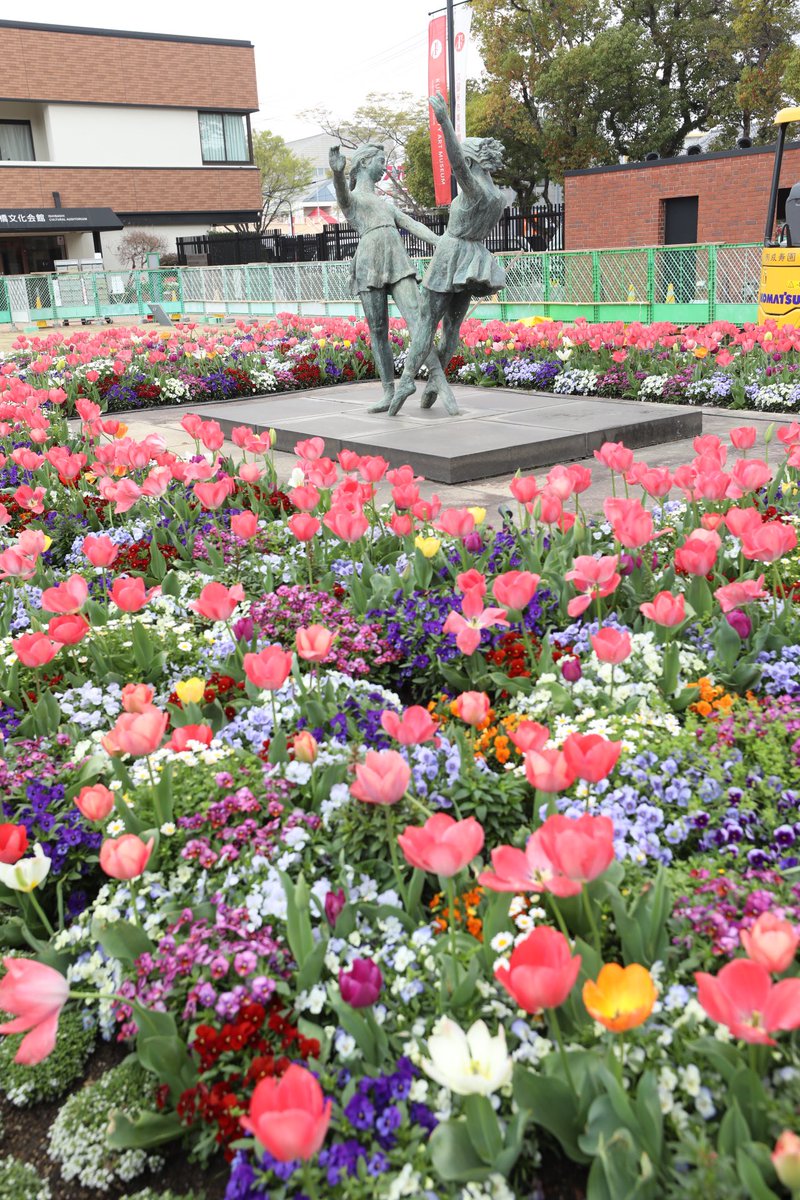 W10Hfp's tweet photo. 本日は久留米の石橋文化センターに花見に行ってきました😊 https://t.co/jlAdghh1uk