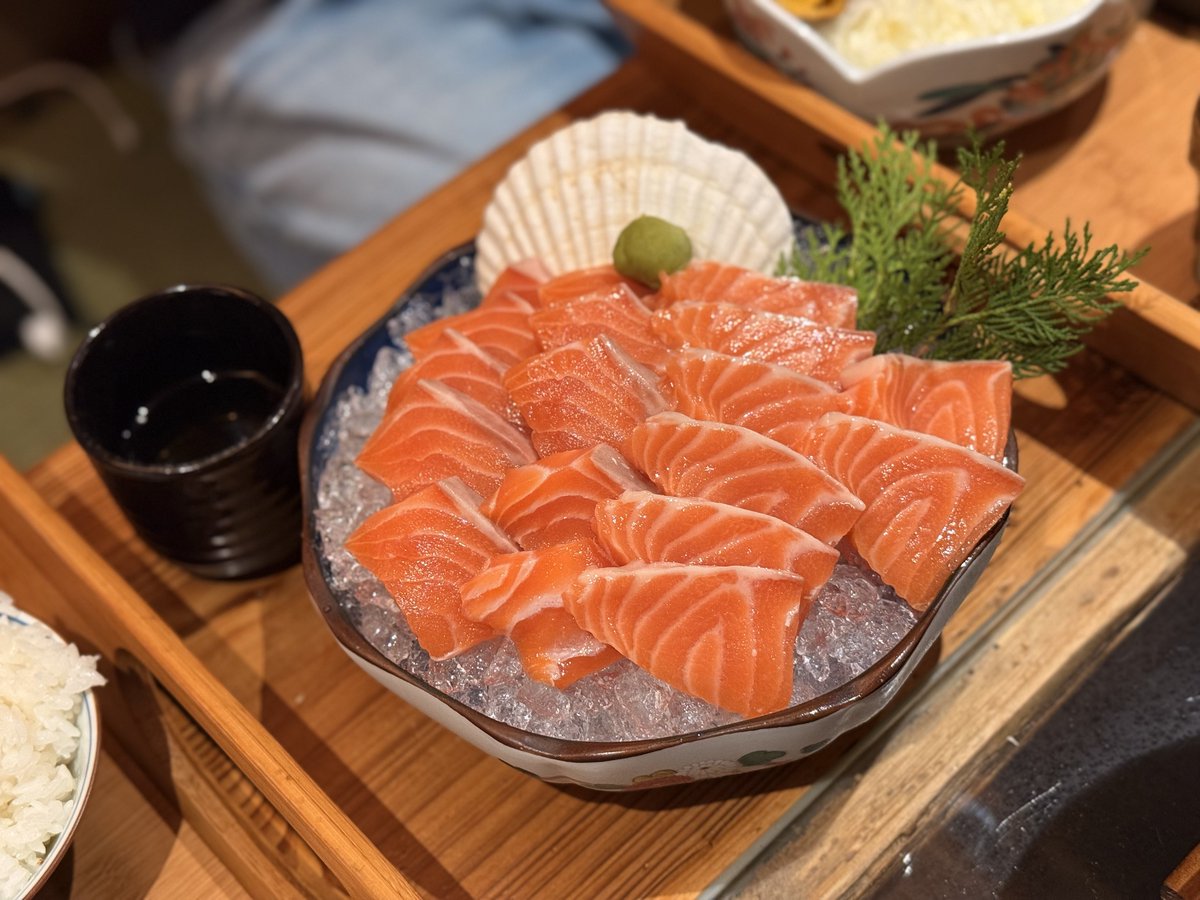 澪薯聚餐，但我的飯友放 998 😳

—— 萩椛牛かつ專門店