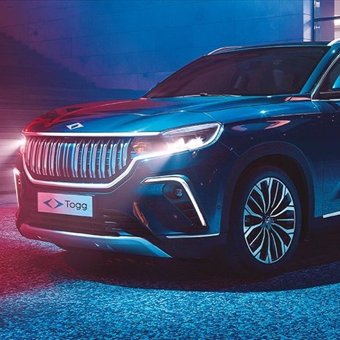 Özgür Özel: "Togg'a boykot yapmıyorum. Togg'u destekliyorum. 

Bizim bu ülkenin değerleriyle değil, hırsızlarıyla sorunumuz var."