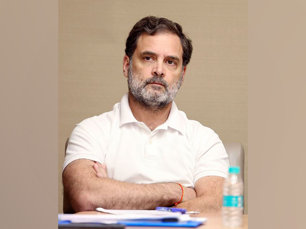 ani_digital's tweet photo. Rahul Gandhi writes to PM Modi condemning offshore mining, urges govt to cancel tenders
Read @ANI story | https://t.co/o7GlKA2IC6
#Rahulgandhi #PMmodi #Kerala #Offshoremining https://t.co/Ff4A90EStg