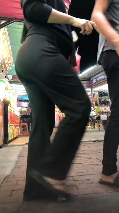 sukabongkah212's tweet photo. Suka bgt cwe body begini 🤤
Ahh .. ahh .. ahh https://t.co/YhjL6hR4GD