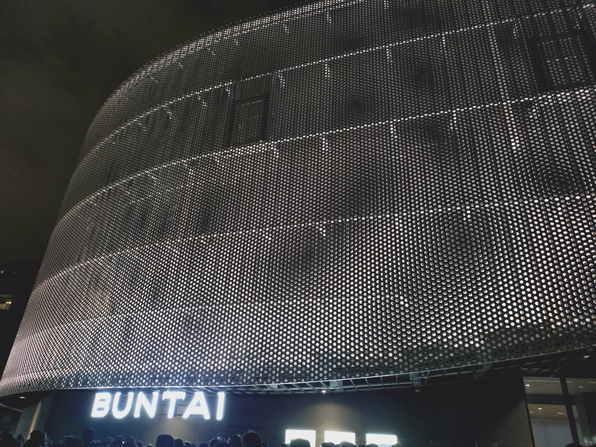 イナサラ最高でした。
初のブンタイ、楽しかったなぁ。
明日も仕事じゃなきゃ行きたいー。
#INABASALAS
#横浜BUNTAI