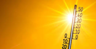 Wetterstationen existieren gar nicht.   

1/3 aller Wetterstationen sowohl in den USA als auch auch in GB, die laufend Temperaturdaten liefern, existieren in Wirklichkeit gar nicht.   

Die Temperaturen, die an diesen Standorten nicht gemessen werden, werden stattdessen