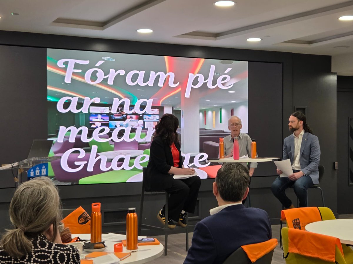 HumanitiesUCD's tweet image. Lá 2 den Fhóram ar na Meáin Ghaeilge in @ucddublin: plé ar an oideachas, an spórt ar na Meáin Ghaeilge, an raidió pobail agus todhchaí dhigiteach na meán #Gaeilge.

@CoggOid @nemetontv  @raidiofailte @raidionalife @TG4TV @FoghlaimTG4