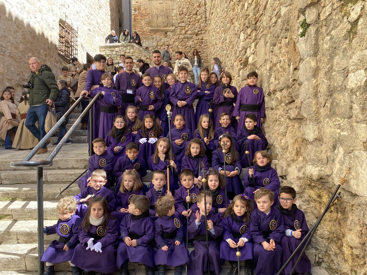 Virgen de las Angustias (@virgenangustias) on Twitter photo ¡Qué día más bonito hemos pasado hoy!
Muchísimas gracias a todos los que habéis hecho un hueco en vuestras apretadas agendas nazarenas para participar en la Procesión Infantil que organiza la <a href="/JdC_Cuenca/">Junta de Cofradías de Cuenca</a> y que ha conseguido alegrar los corazones de todos los nazarenos conquenses ¡Qué día más bonito hemos pasado hoy!
Muchísimas gracias a todos los que habéis hecho un hueco en vuestras apretadas agendas nazarenas para participar en la Procesión Infantil que organiza la <a href="/JdC_Cuenca/">Junta de Cofradías de Cuenca</a> y que ha conseguido alegrar los corazones de todos los nazarenos conquenses