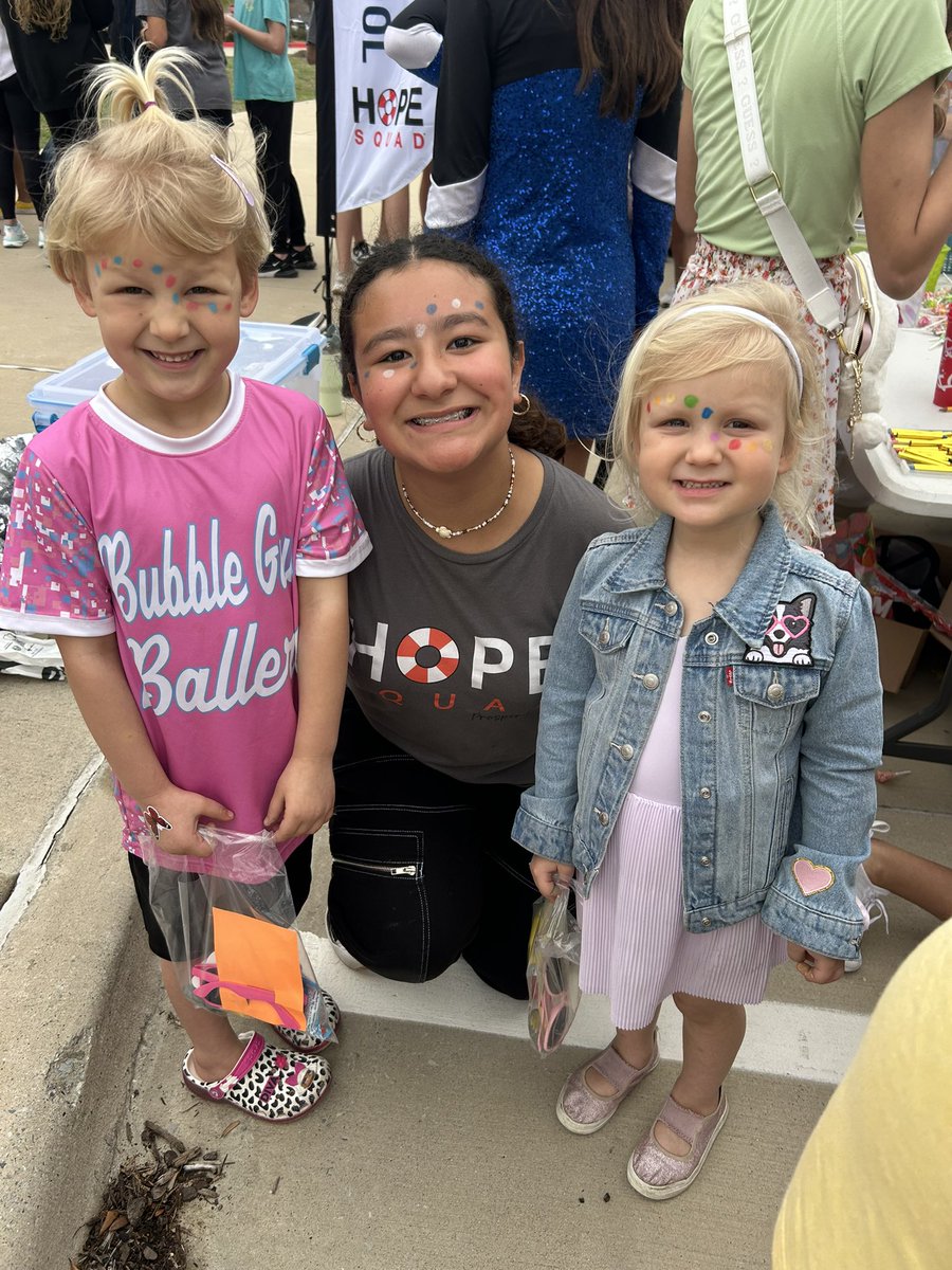 The <a href="/ProsperISD/">Prosper ISD</a> Hope Walk was a great way to spread seeds of hope and polka dots of joy! 🌱 🩷🧡💛🩵