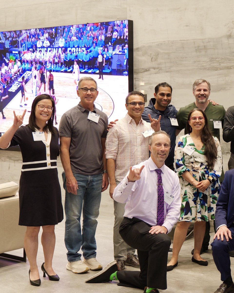 Austin Eye tweet media