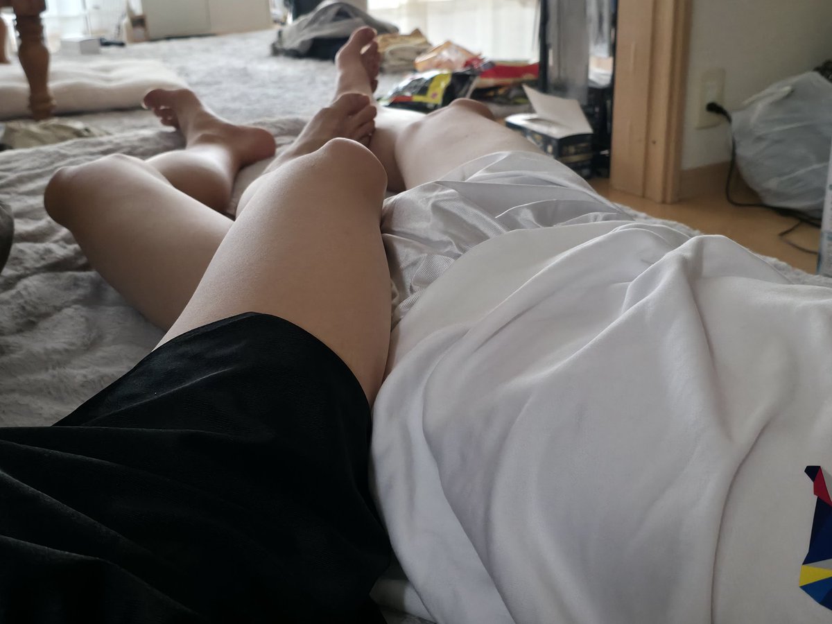 boyscouple_'s tweet photo. ダブルベットなのにいつも端に追いやられてる受け彼氏が可哀想で可愛い https://t.co/ZPMUrHEEtB