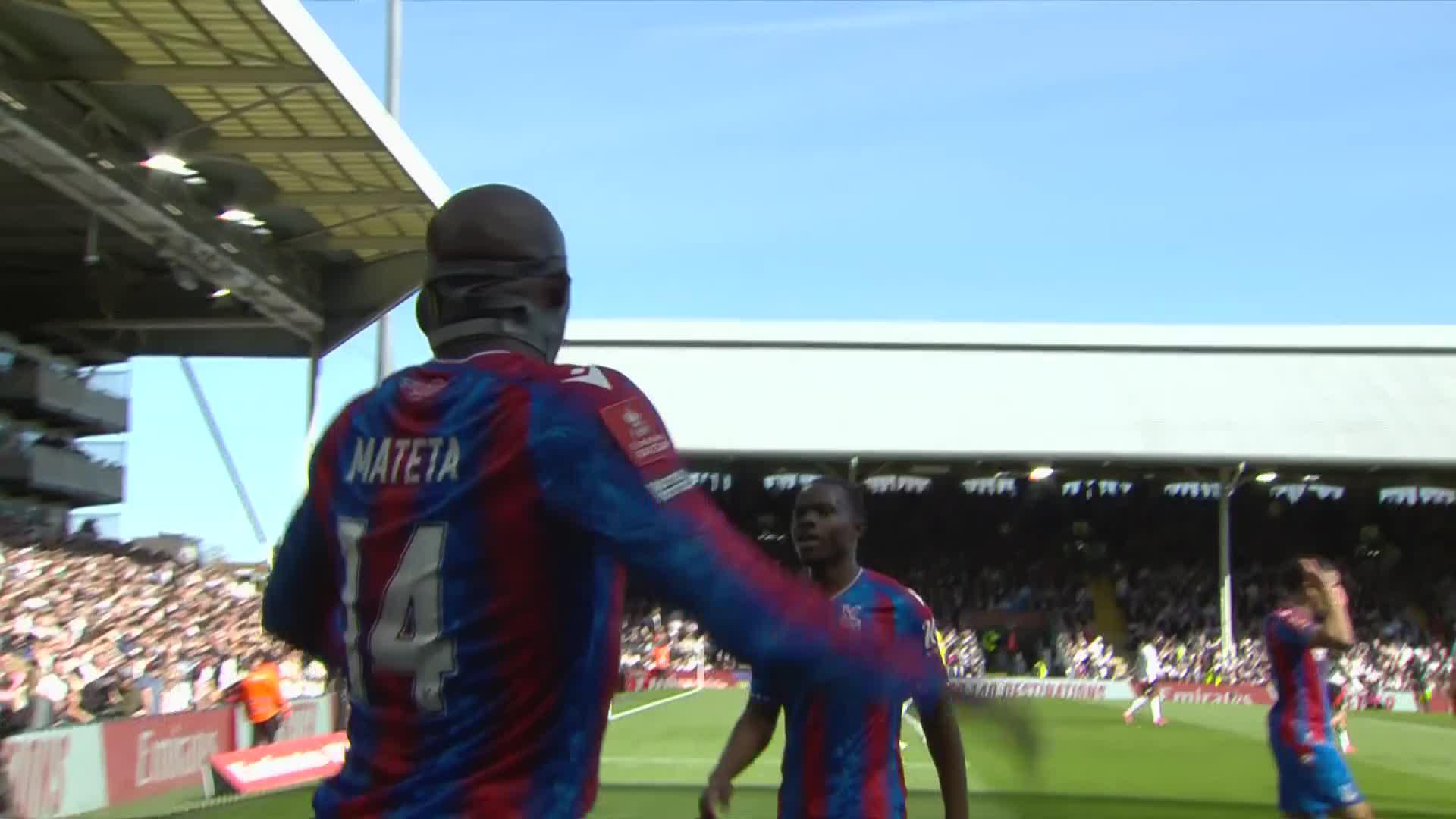 A quickfire double for @CPFC ⚡️Eberechi Eze turns provider, as Ismaïla Sarr continues his incredible goalscoring form 🔥#EmiratesFACup