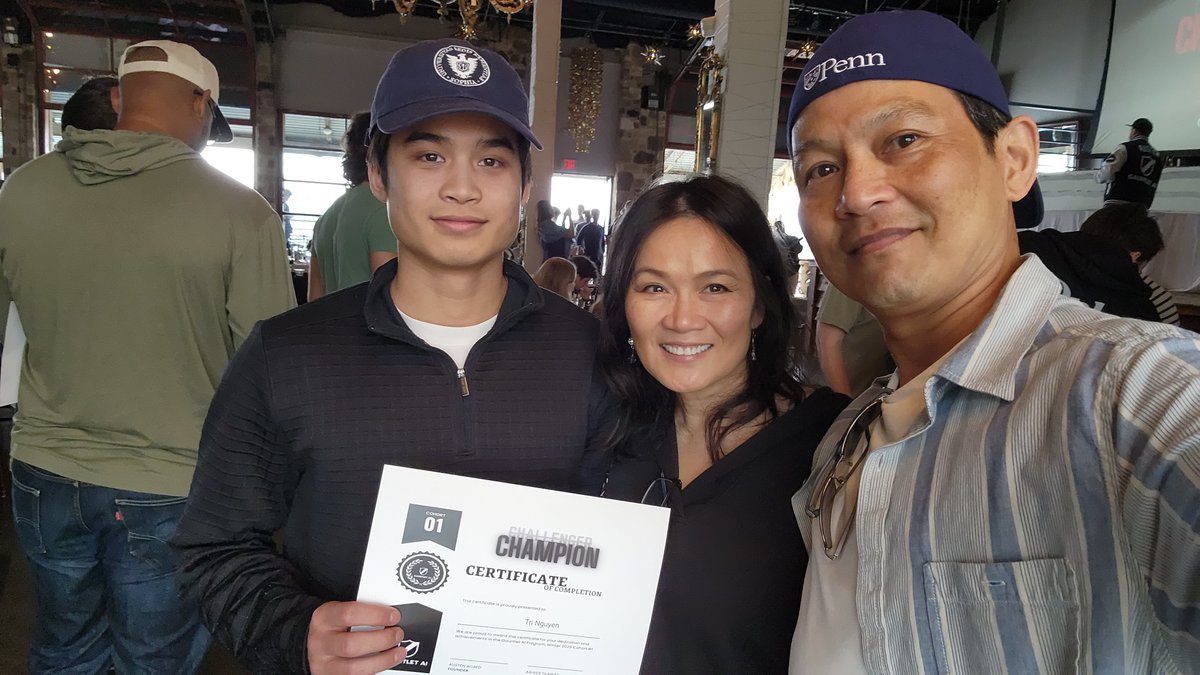 thinh_t_nguyen's tweet image. Look who made it through the first cohort of Gauntlet. Thank you Austen.