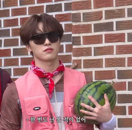 선좌철인...

왜..
내삶에이제야
당신을만난걸까?

                                      내가피해다녔다니께.