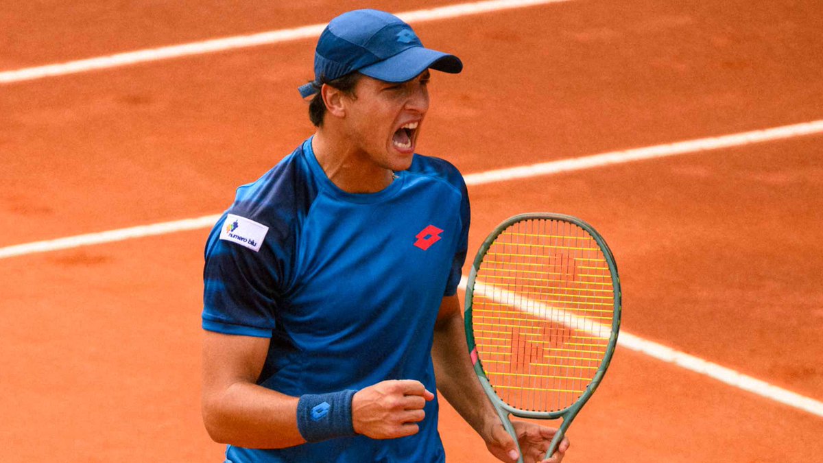 MrNicolas- tweet media