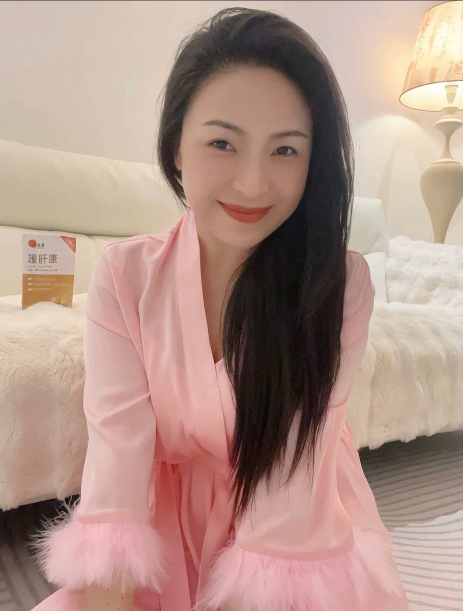 退x很久了，最近感觉国内没有什么好玩的软件，出来放纵一下自己 #每日大赛 https://t.co/7iOwhPFbGy
