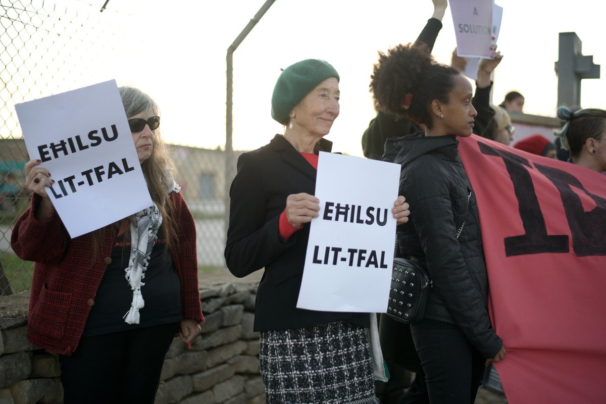 Newsbook_com_mt's tweet image. Coalition demands #IMMEDIATE release of #vulnerable  #migrants from #detentioncentre . 🔗 i.newsbook.com.mt/yxLLbHm