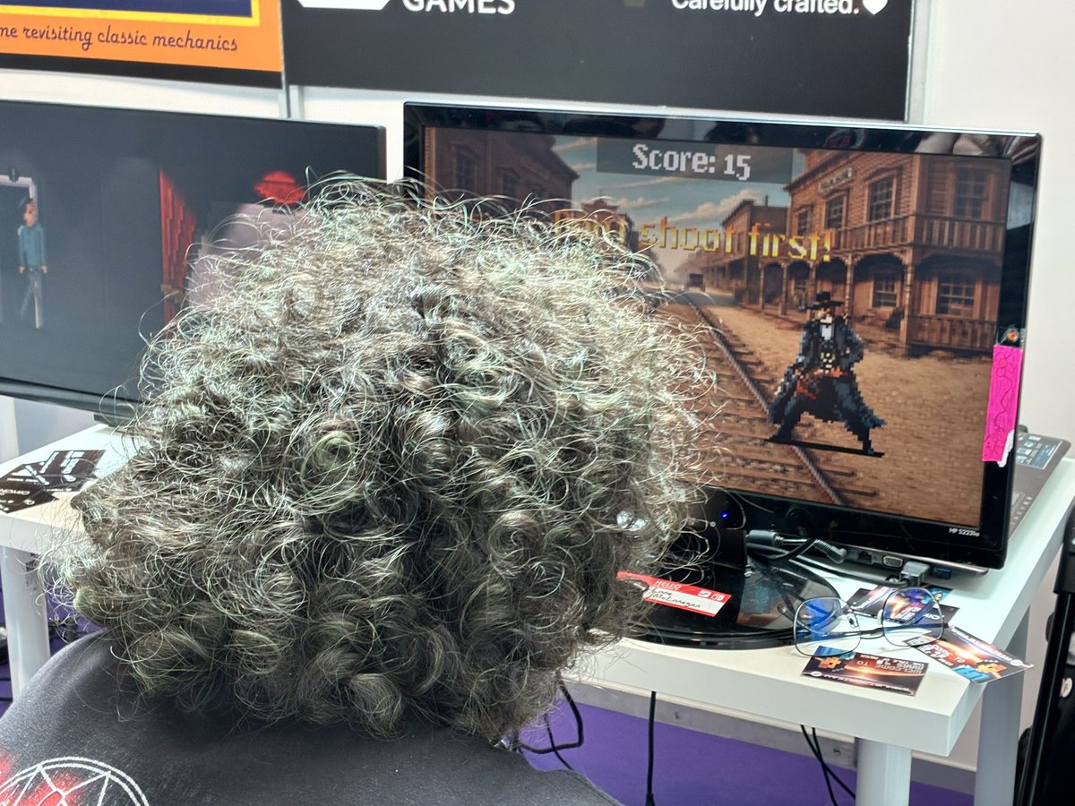 sonomiogames's tweet photo. Os gustan los juegos con Alma? Pasad por la zona #indie de #cylgamesshow en Ifeza Zamora.
Disfruta de la demos de nuestros juegos #welcometomars9 y #dontshootfirst y supera el reto que tenemos.
#tuyoyelindie #IndieGameDev #screenshotsaturday #viral #ChallengeAccepted #gamers https://t.co/yrTlB763qe