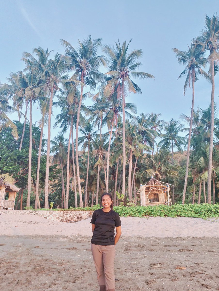 paskalya_407's tweet photo. 12. Pantai Lewolein ✅ https://t.co/d9tYkf1YLw