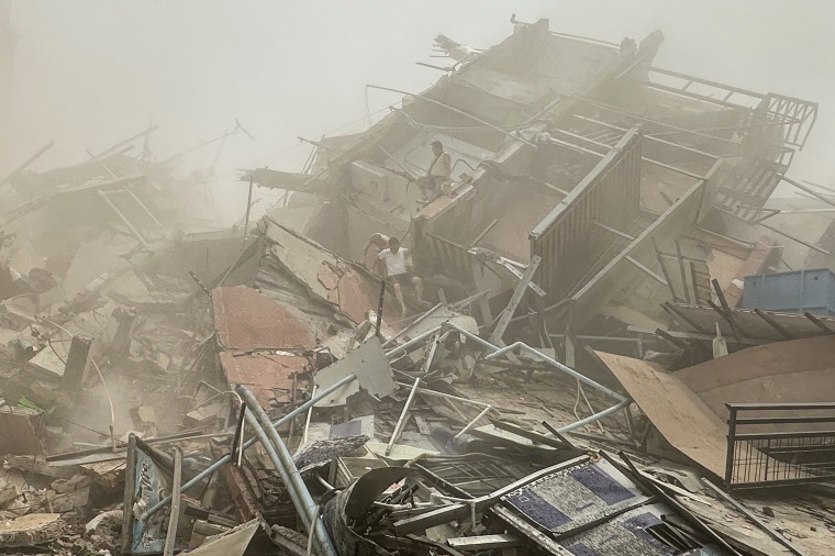 power_corridors's tweet photo. Myanmar Naypyitaw Airport Closed After Deadly Earthquake
#MyanmarEarthquake #Naypyitaw #AidDelivery #HumanitarianCrisis #Manipur https://t.co/o1AMwijmm5 https://t.co/shEzIqvK5P