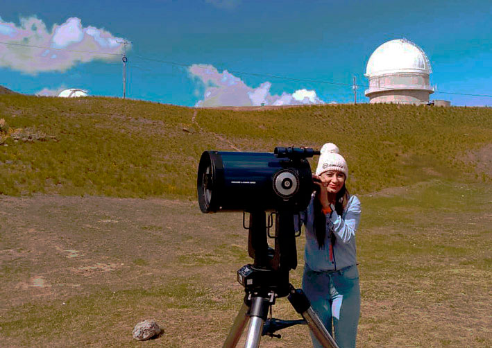 #29Mar 

¡Conoce la inspiradora historia de Marisela Rivas! 🌌 

Desde los páramos de Mérida, en el Observatorio Astronómico Nacional, ella nos comparte cómo su vida se transformó a través de la ciencia. 

✍️Yusdely Espinoza / Fotos Luis Trujillo

📰lainventadera.com/2024/09/28/la-…