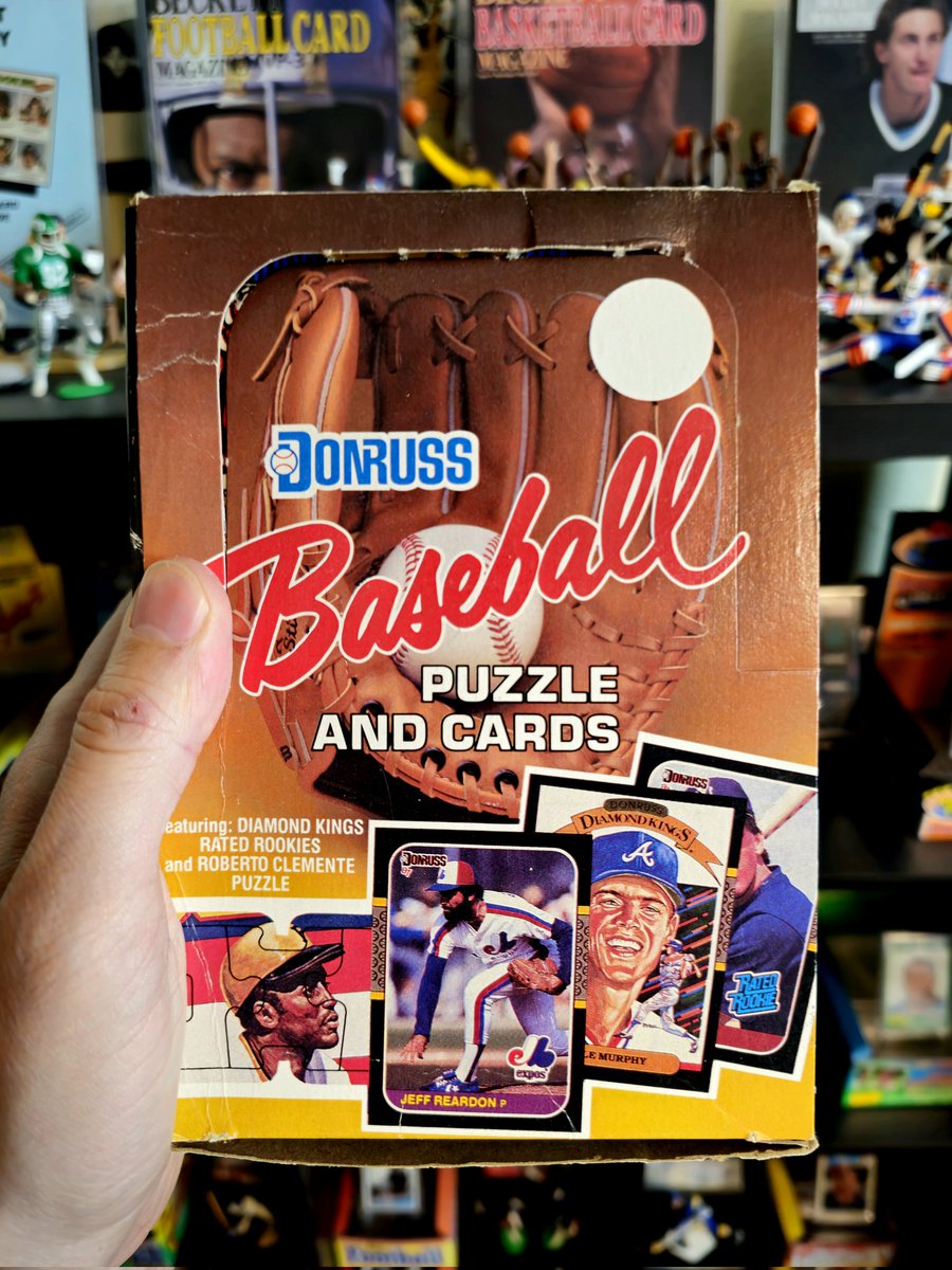 🚨 GIVEAWAY ALERT 🚨

For a chance to win a FULL SEALED BOX of 1987 Donruss Baseball 🤩

Like/Follow/Repost to Enter ♻️

Winner TBA Sunday 4/6 📢