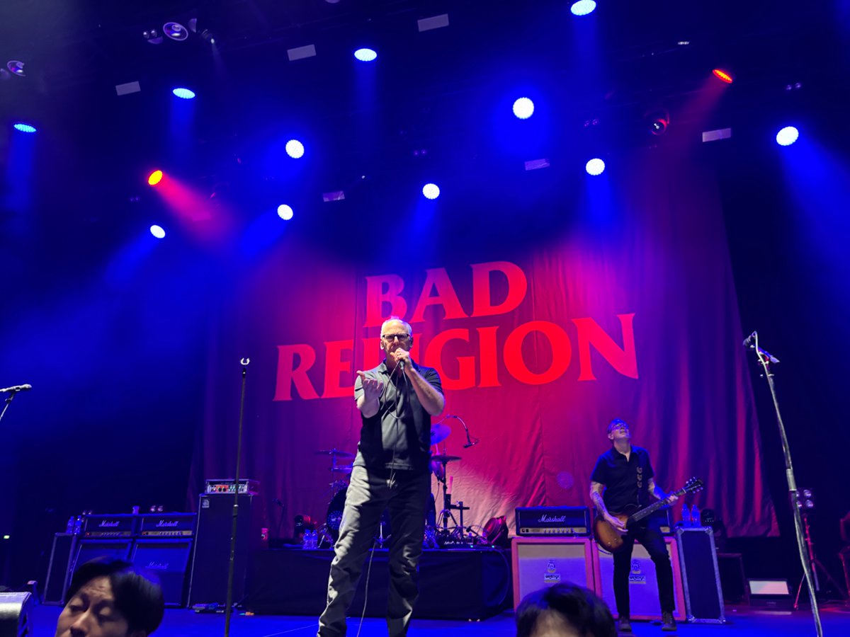 PhoenixSuns_Fan's tweet photo. #punkspring2025 
#yellowcard
#badreligion https://t.co/ONBs2O7nx9