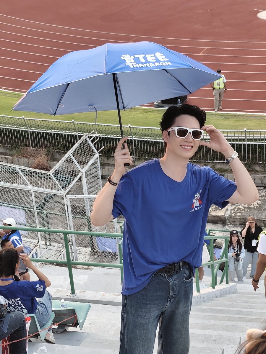 gusmommie's tweet image. #NewTEeNewEnergy 
#TEeThanapon #ตี๋ธนพล 
#55ปีNewEnergy #งานบอล55ปีช่อง3