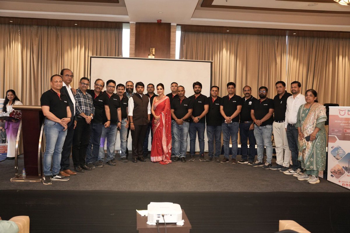 s_rawandale's tweet photo. Maharashtra Association of Training Placement Officers (MaTPO)'s recent 2 day "TPO Development Program" (TDP) at Hotel Fern, Lonavala sponsored by WCE.. With MLA Amit Gorkhe sir, Actress Rupali Bhosale (Aai Kuthe Kay karte fame) &amp; Lonavala Mayor. https://t.co/Jdk6x38z1h