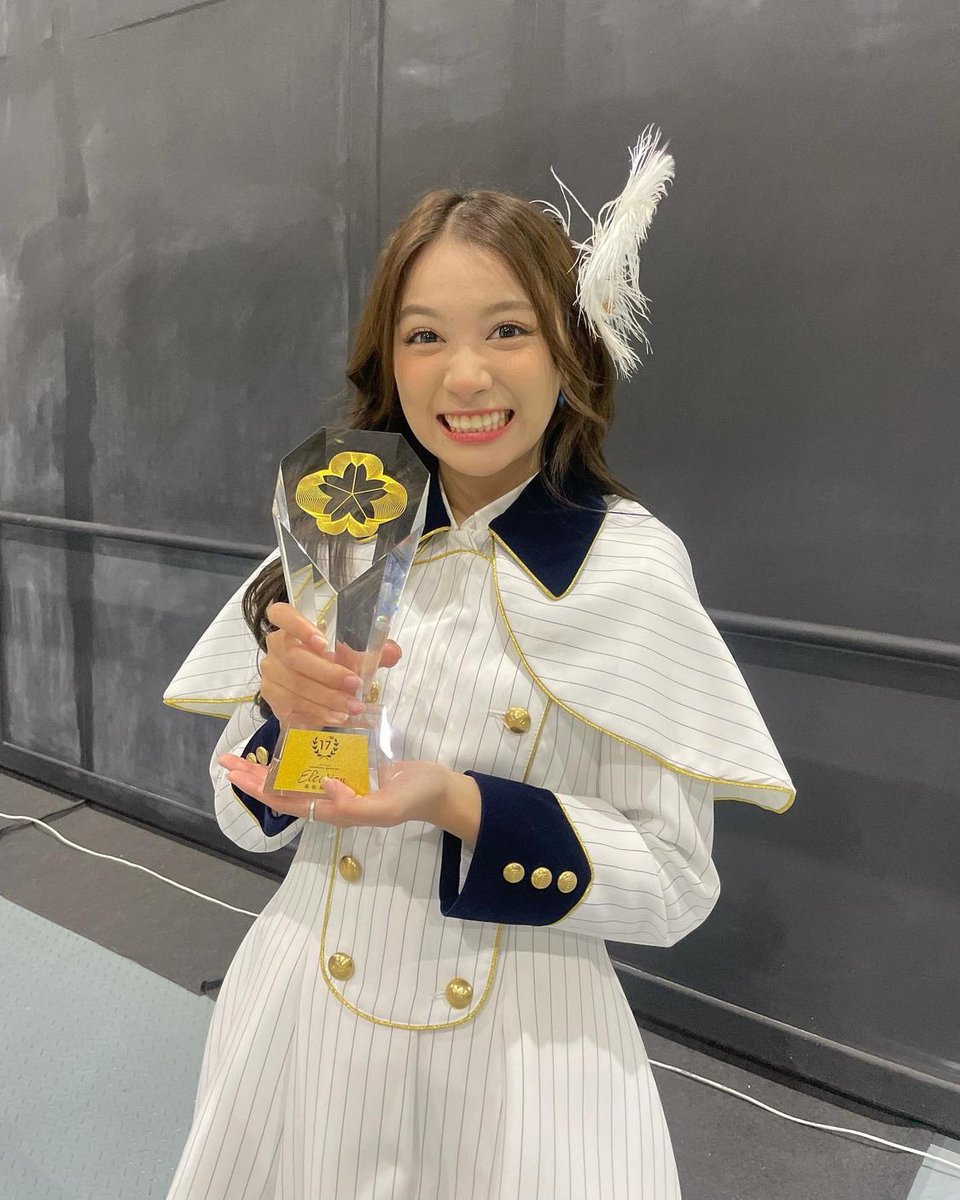 ดีใจกับชีฮูพมากกก 17 > 14 > 4 
กัปตันวงม่วงดิวะ ㅜㅜ

#HoopBNK48 
#BNK48CGM48_GE2025_FINAL