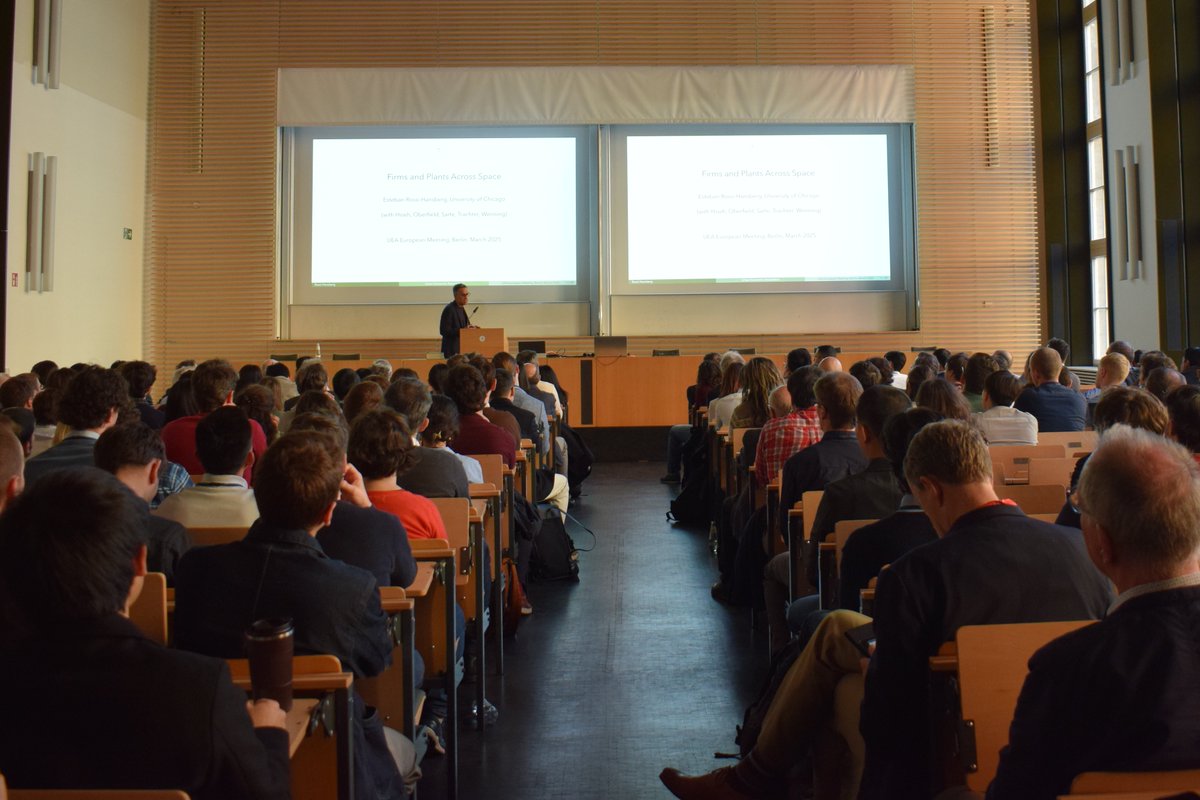 UrbanEconomics's tweet image. Our #UEA2025 meeting, hosted by Humboldt University in Berlin, has featured keynotes by @HansbergRossi & @NinaPavcnik and more than 60 paper sessions.
urbaneconomics.org/meetings/emuea…
Thanks to local organizers @Ahlfeldt and @nimczik.