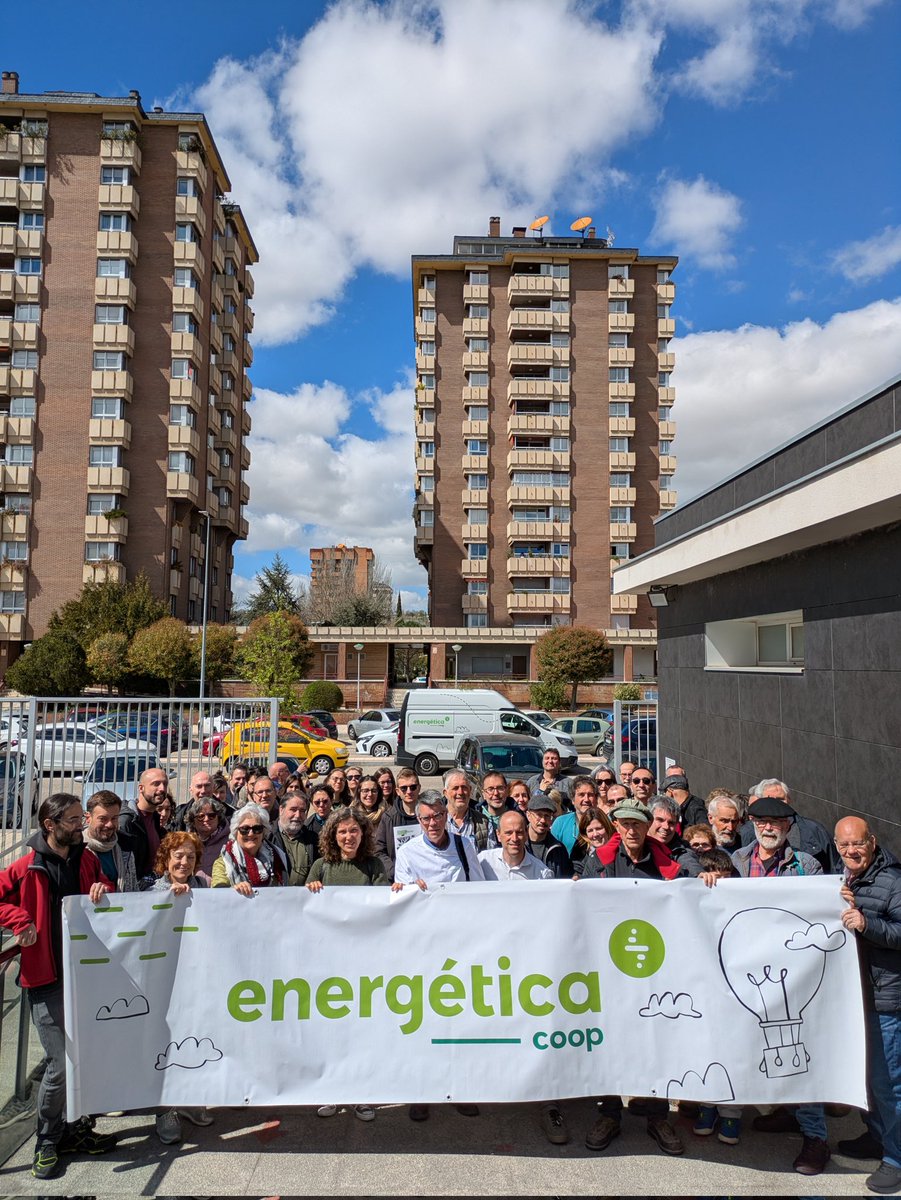 Y cerramos la asamblea con foto de familia. ¡Hasta la próxima! ❤️