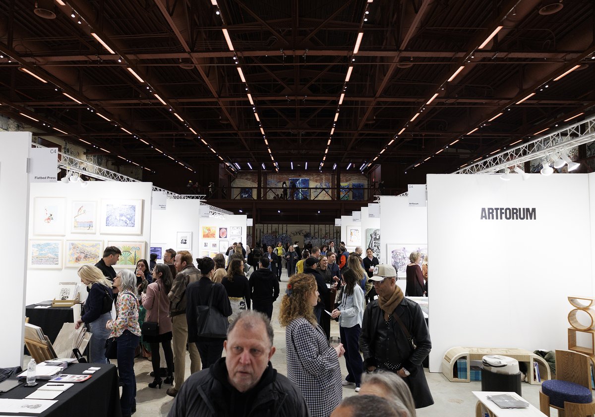 KenzoMinami's tweet photo. My silkscreen print “Counterblast (Art Nouveau Version 2023)” with Kingsland Editions at Brooklyn Fine Art Print Fair at Powerhouse Arts.  

322 Third Avenue, Brooklyn, 11215 
March 27th - 30th  

https://t.co/qhORvy8skV

https://t.co/NcCUhkmOrP https://t.co/8K7U9UlUVK