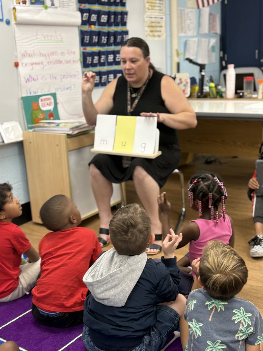📚Growing READERS &amp; LEADERS 📚

Our Ts are using the science of reading to unlock the magic of reading for our students! Through multi-sensory methods, they’re helping young learners crack the code of language—one sound at a time. 
#LilPirateProud