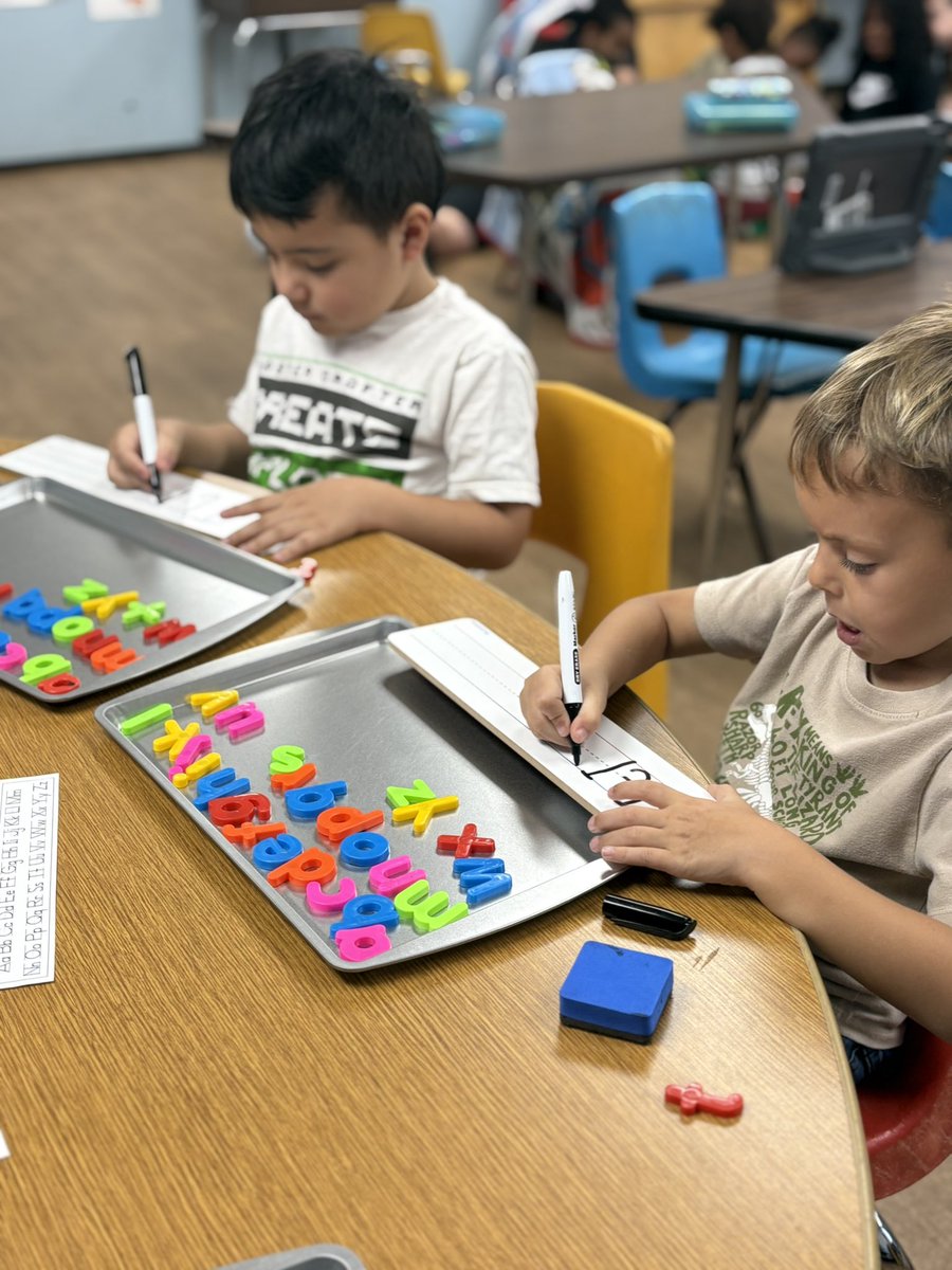 Sarah Van Brimmer tweet media