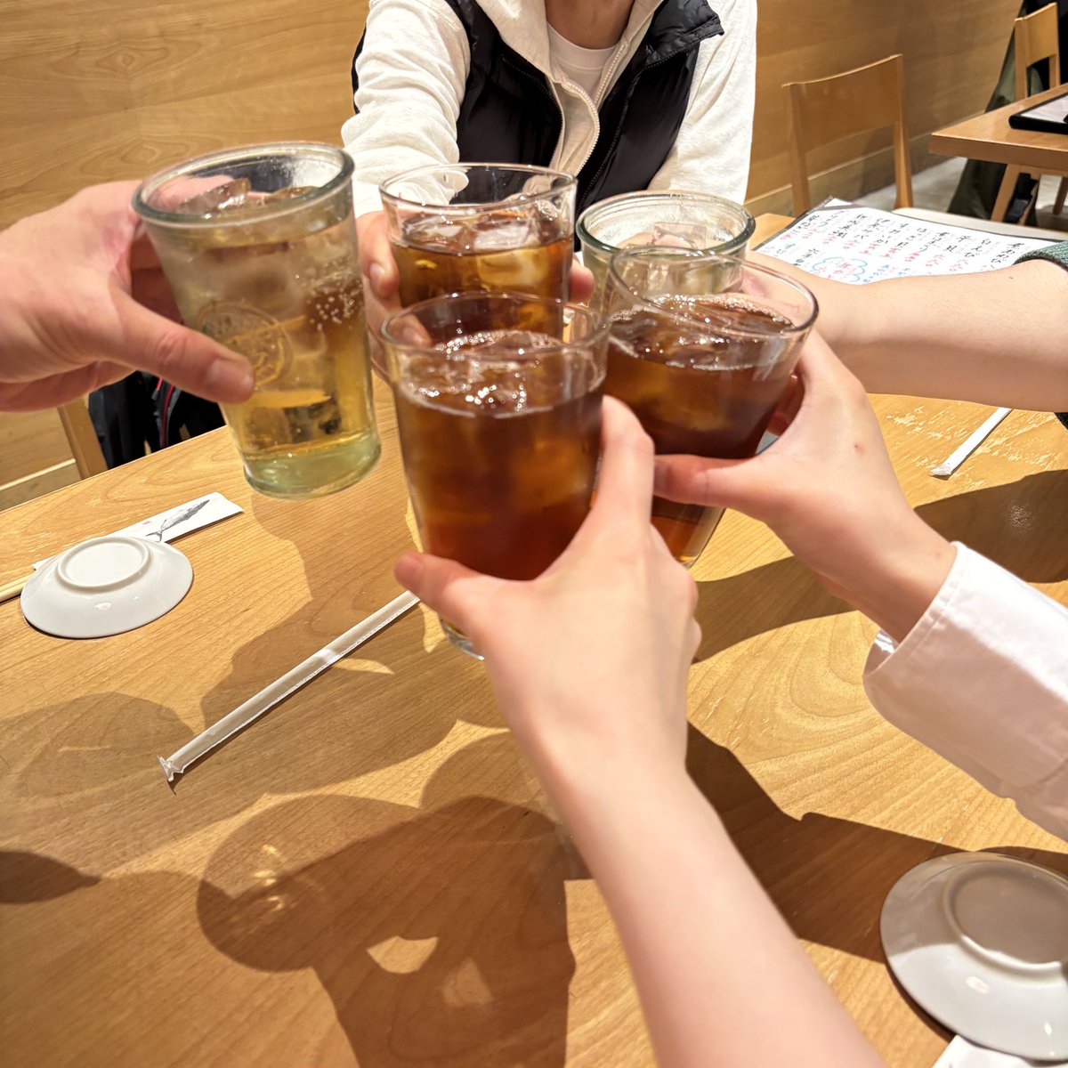 tomatha1515's tweet photo. 閉城記念！！オフ会！！！
ありがとうございました☺️🍀
とっても楽しい時間を過ごせました、たくさんのお話が聞けてとまてゃは幸せ者です。
現地に来てくださった方も、zoomでお話ししてくださった方も、来たかった〜って言ってくださった方も、みなさん本当にありがとうございました！！らぶ🫶💕 https://t.co/TWNtsRRMK1