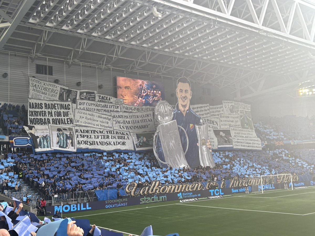 Haris Radetinac tackas av med ett mäktigt tifo.