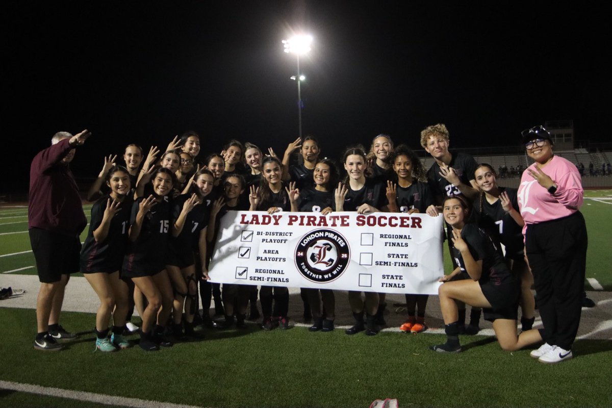 Some of my favorite shots from last nights 4A DII Region Semifinals. <a href="/CallerSports/">Caller Sports</a> <a href="/Dr_Chap_LISD/">Dr. Bill Chapman</a> <a href="/CoachSmith_A61/">Andy Smith</a> @LethalSoccer <a href="/LHSPirateSoccer/">London High School Boys Soccer</a>