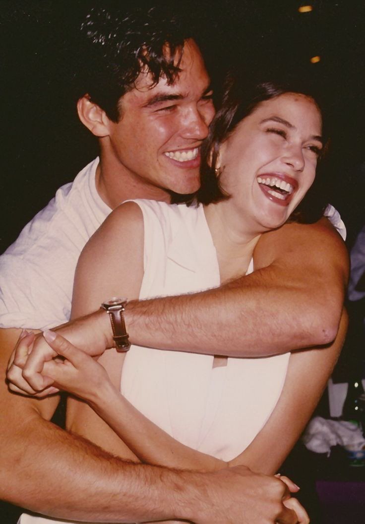 deancainarchive's tweet photo. Dean Cain and Teri Hatcher - Lois &amp; Clark - The New Adventures of Superman. @RealDeanCain 

#deansuperman #superman #loislane #clarkkent #loisandclark #loisandclarkthenewadventuresofsuperman https://t.co/Bk2hJ3ideu