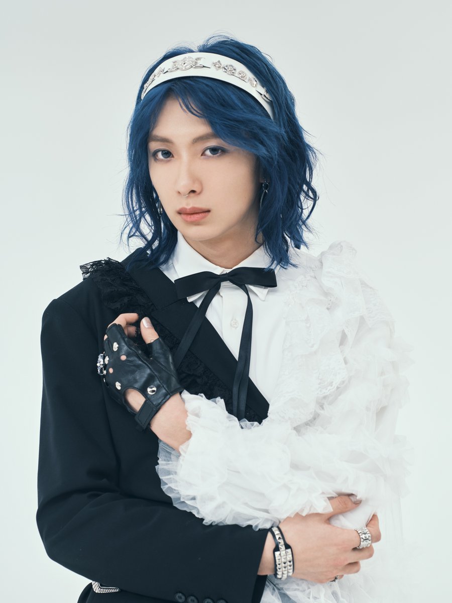 WALTZ 龍宮城 FC限定盤黒盤(アクスタなし) 冨田侑暉ホロカード封入