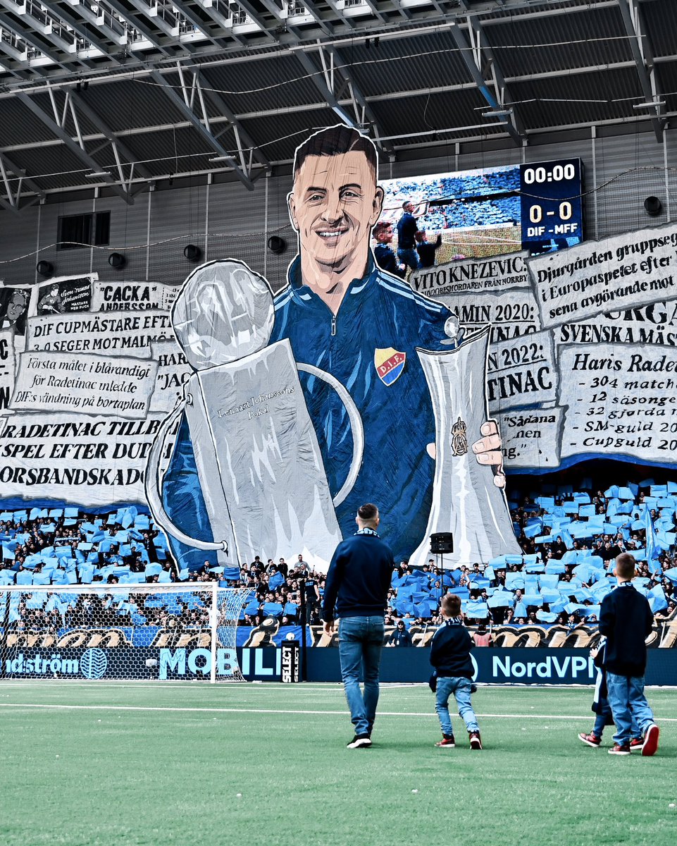 DIF_Fotboll's tweet image. En ikon. En krigare. En evig Djurgårdare.

Tack för minnena, Haris. Du är och förblir en av oss! 💙