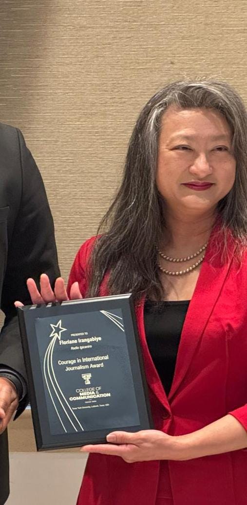 La Radio Igicaniro témoigne une grande reconnaissance au Collège des Médias et de la Communication de Texas Tech University pour avoir décerné cette prestigieuse récompense à la journaliste Floriane IRANGABIYE <a href="/floriane27071/">Floriane IRANGABIYE</a> ,un précieux témoignage de son dévouement et sa passion
