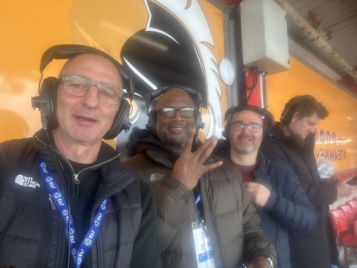 Waynne Phillips (@waynnep) on Twitter photo The tightest of press boxes has got me closer to Nathan than I ever got on the field, he’s sandwiched between <a href="/carltrev/">Carl Roberts</a> and myself <a href="/BBCChwaraeonRC/">Chwaraeon Radio Cymru</a> <a href="/BBCRadioWales/">BBC Radio Wales</a>
📻 🎙️ #WxmAFC The tightest of press boxes has got me closer to Nathan than I ever got on the field, he’s sandwiched between <a href="/carltrev/">Carl Roberts</a> and myself <a href="/BBCChwaraeonRC/">Chwaraeon Radio Cymru</a> <a href="/BBCRadioWales/">BBC Radio Wales</a>
📻 🎙️ #WxmAFC
