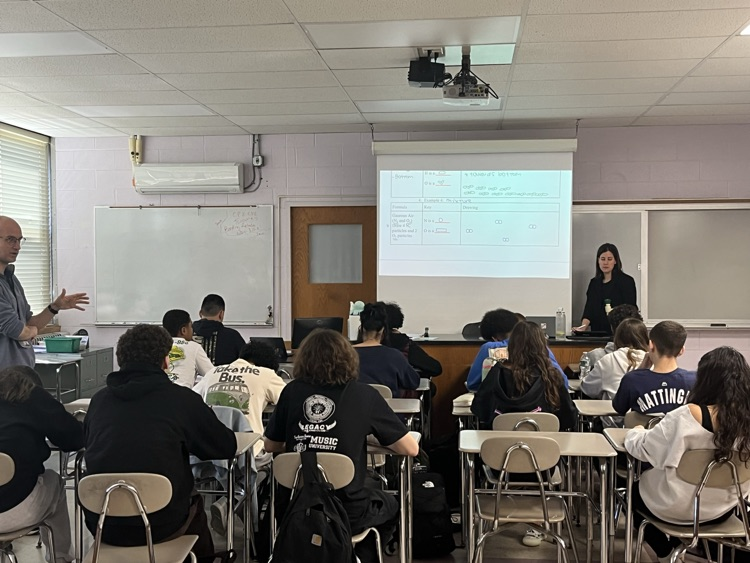 NVRHS_NJ's tweet photo. We were honored to host an Apple Distinguished Schools site visit at NVOT, welcoming educators from across the state to experience firsthand how Northern Valley is using technology to enhance teaching and learning in innovative ways. #nvpride #nvotpride https://t.co/IxFnZggh4v